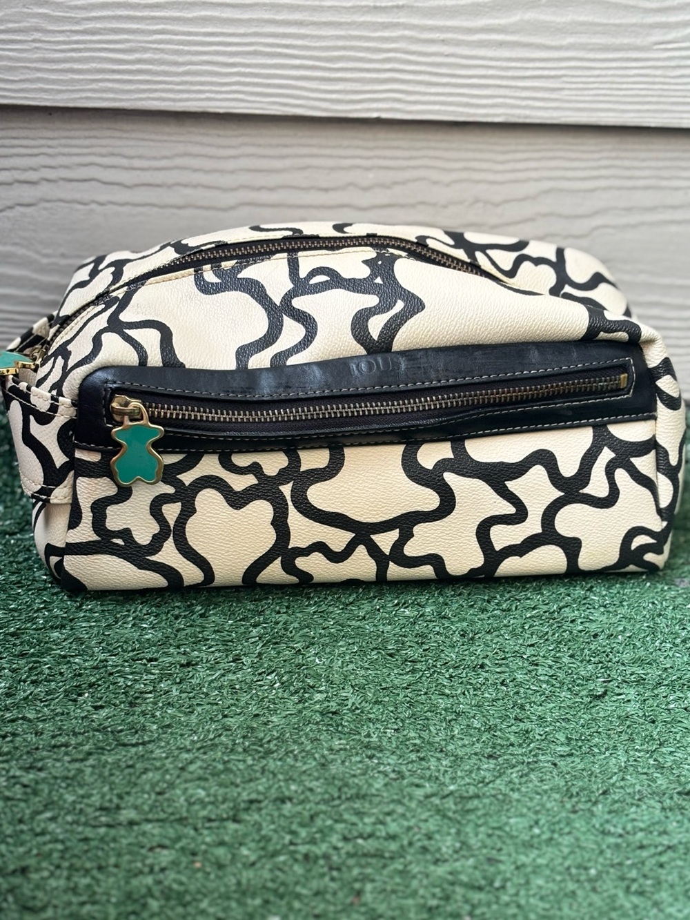 Tous Cream and Black PWomen’s Cosmetic Pouch